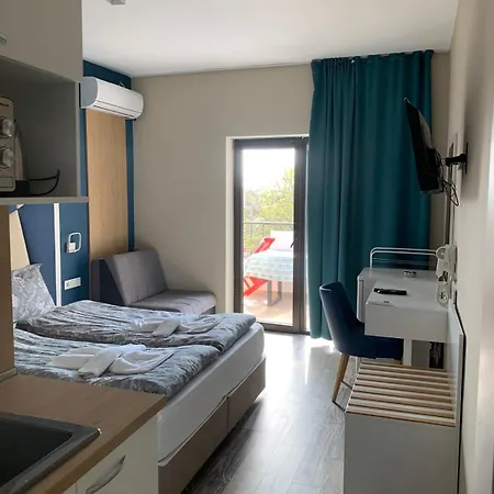 Admiral Guest house 3*