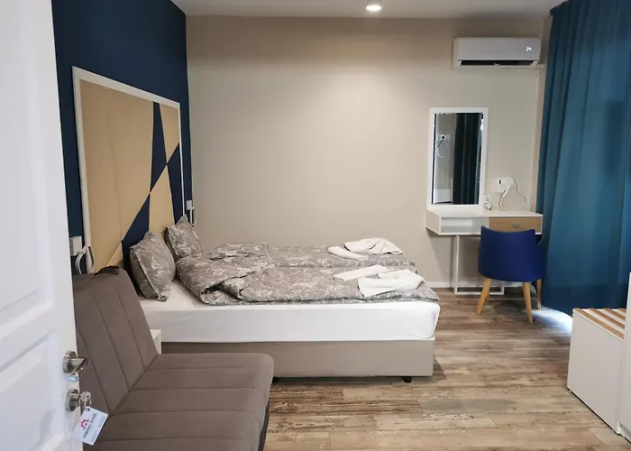 Admiral Pensiune Potos