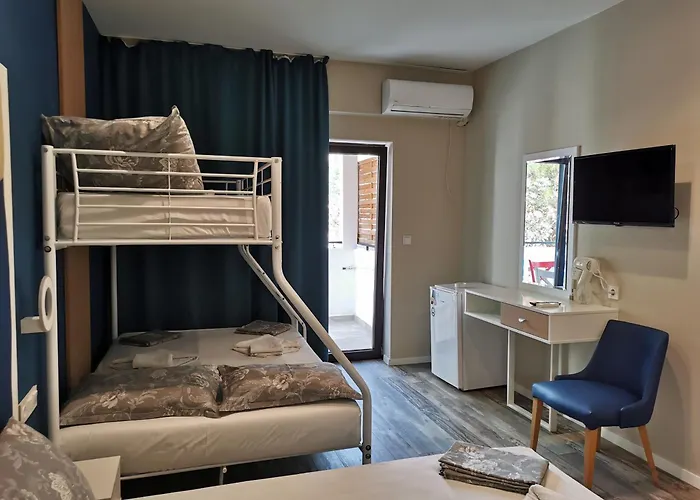 Casa de hóspedes Admiral 3*